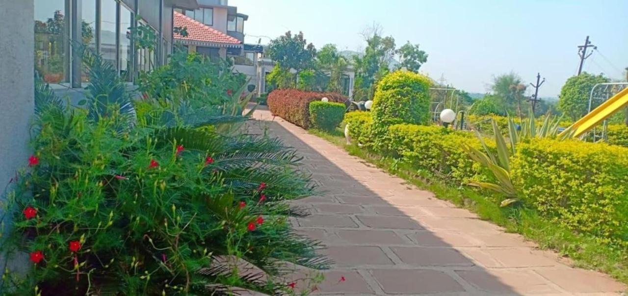 Complimentary Water Park Igatpuri Hotel Ngoại thất bức ảnh